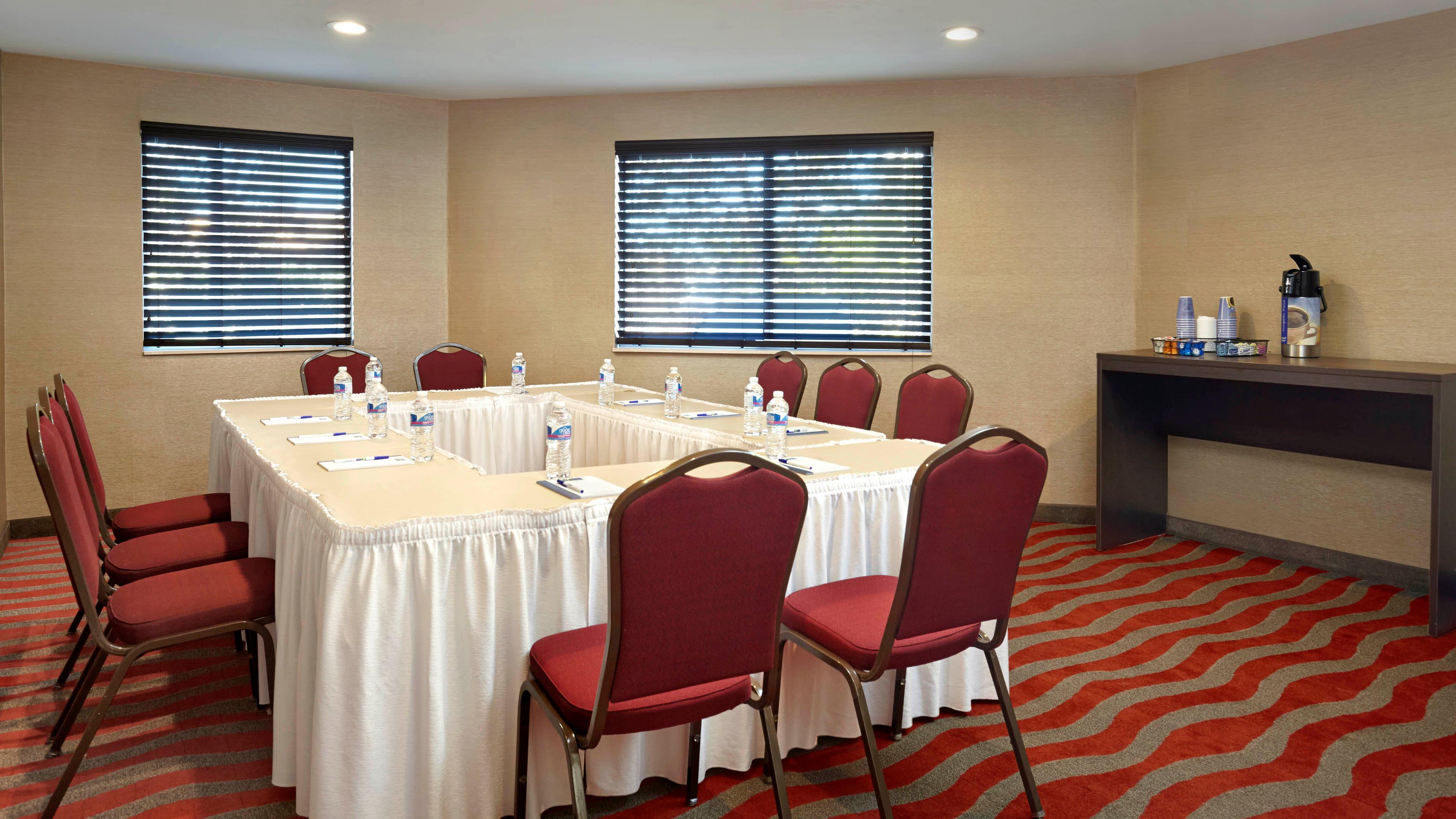 Holiday Inn Express & Suites Naples Downtown - 5Th Avenue By Ihg Eksteriør bilde