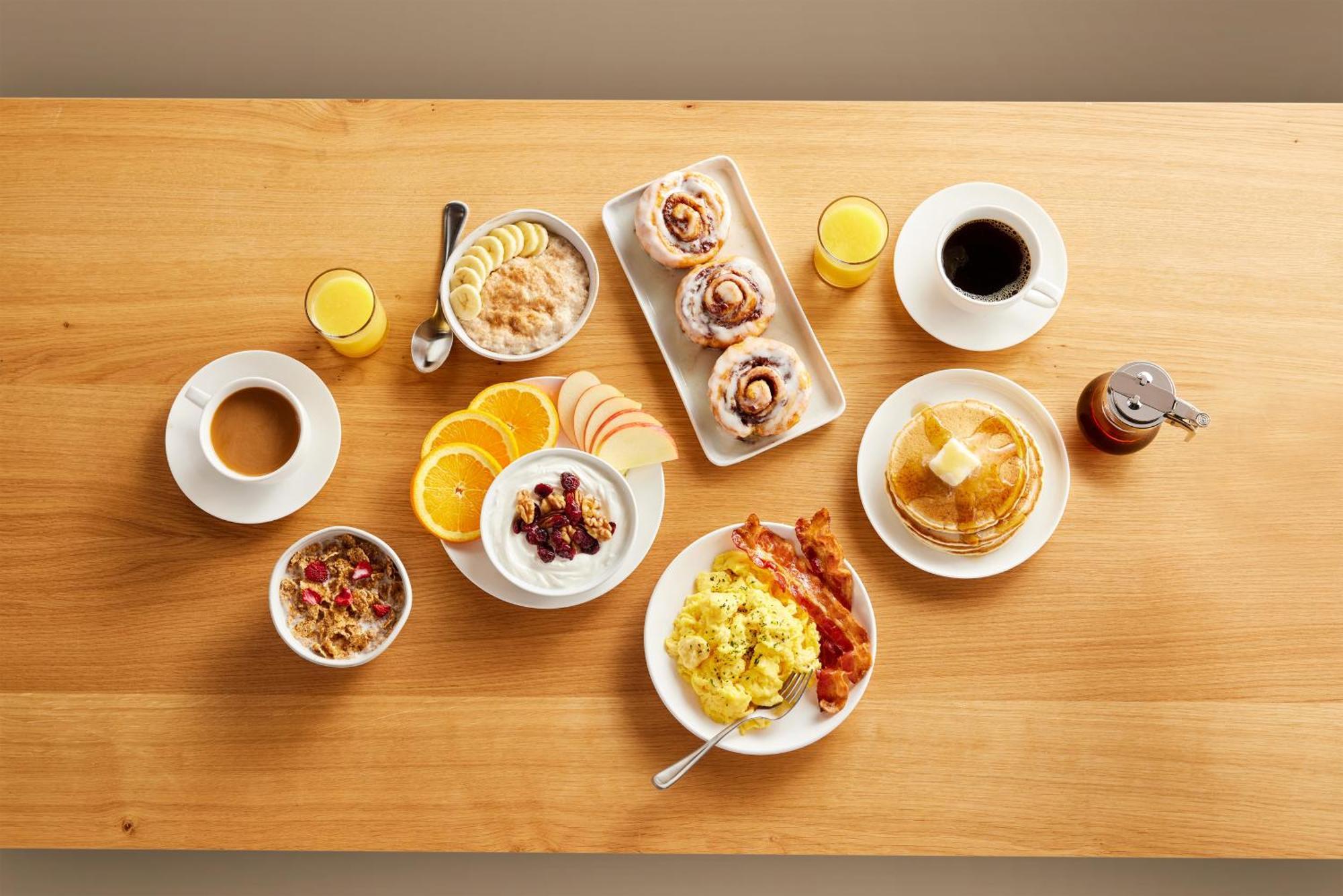 Holiday Inn Express & Suites Naples Downtown - 5Th Avenue By Ihg Eksteriør bilde